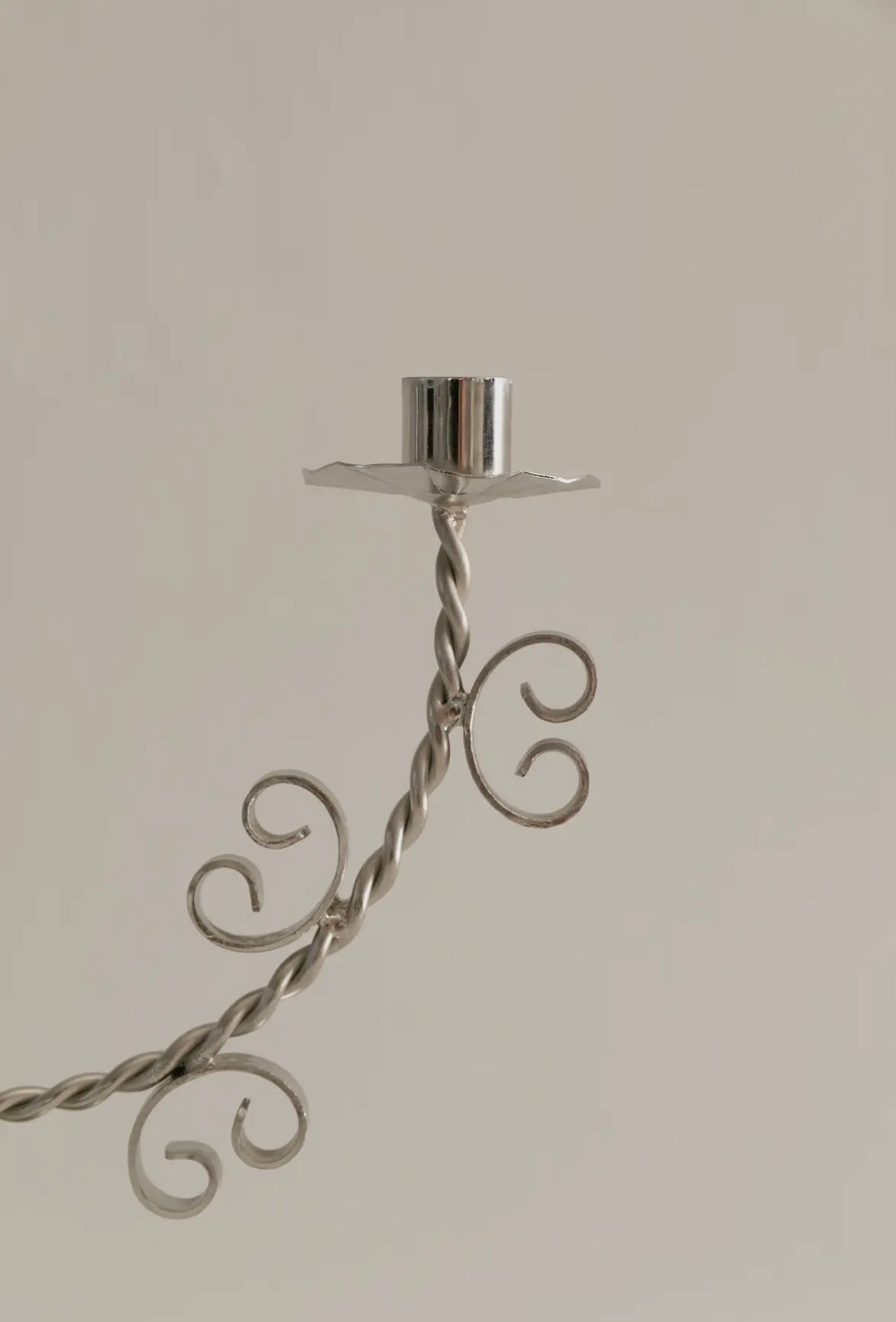 Twist Candleholder (rent)