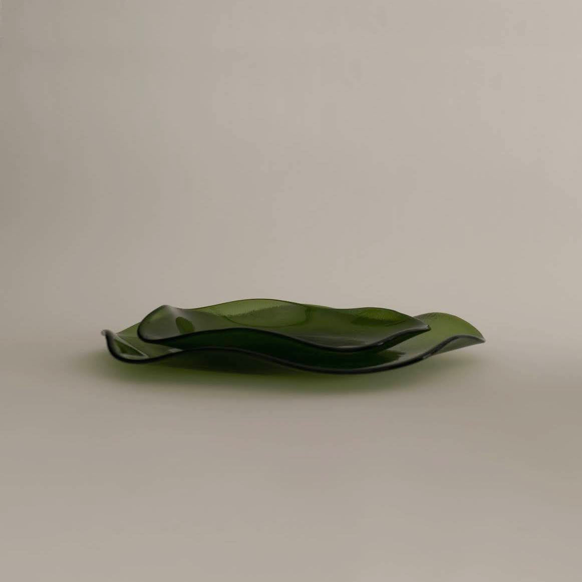 Large Petal Plate, Olive